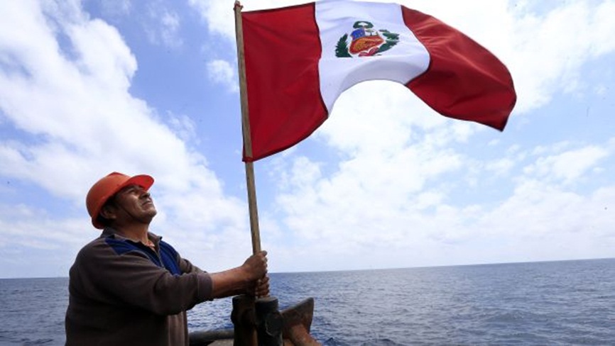 VIAJE AL TRIANGULO INTERNO , ZONA DEL MAR RECUPERADO CON EL FALLO DE LA HAYA  PROBLEMAS DE LA PESCA  ANCHOVETA FOTO : ROLLY REYNA/ EL COMERCIO PERU